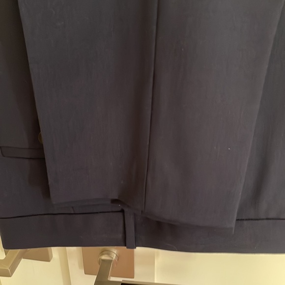 NEW Theory pantsuit purchased in Paris - Picture 7 of 11